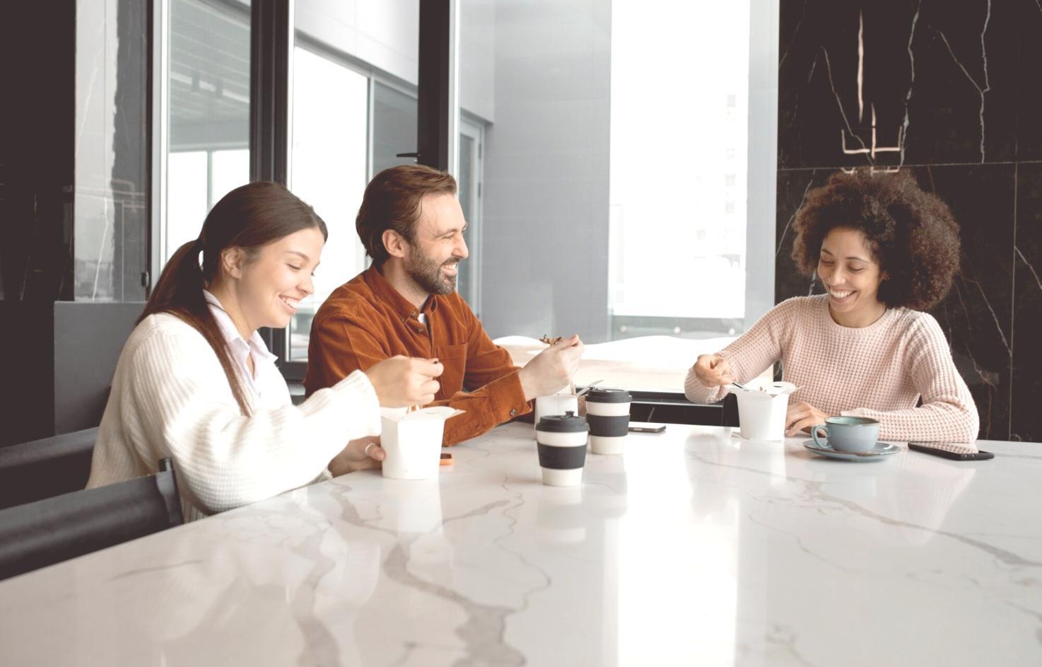 Infraestructura de red para conexiones seguras en prevención de fraude financiero